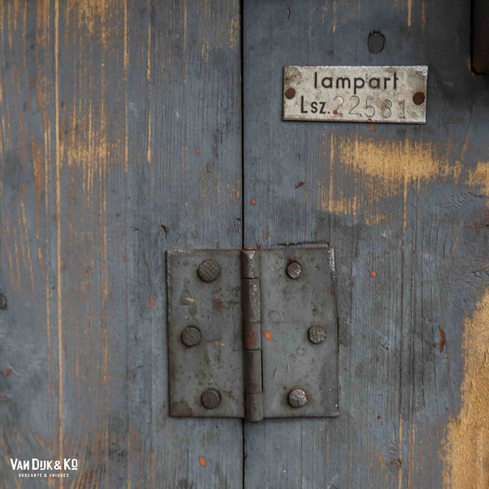 Vintage robuuste werktafel groot - Afbeelding 13