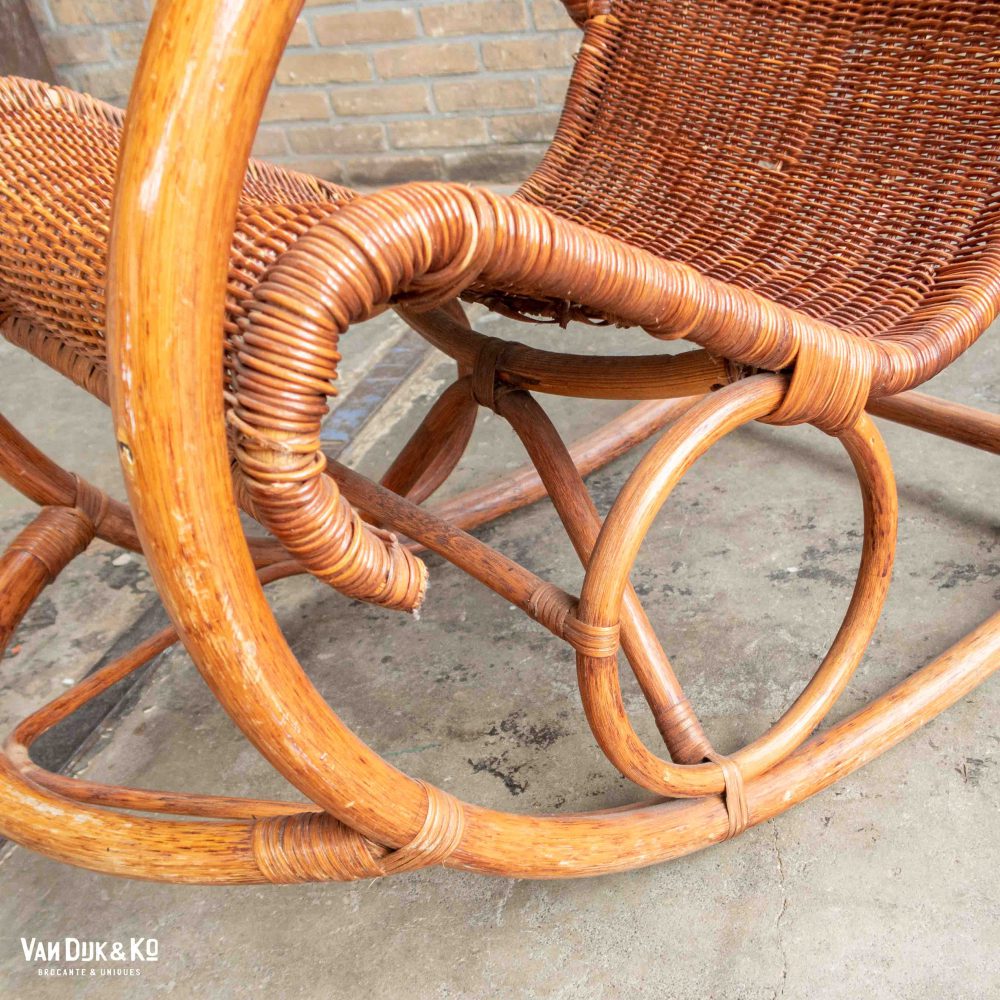 Vintage rotan schommelstoel - Afbeelding 8