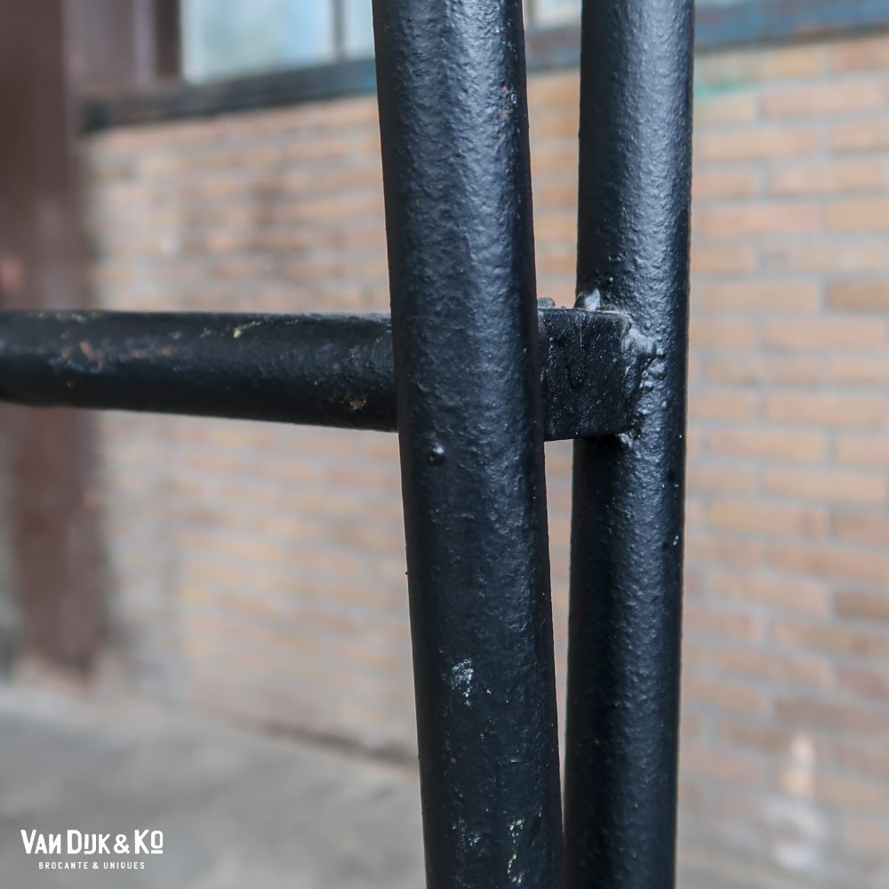 Zwarte metalen kapstok - Afbeelding 6