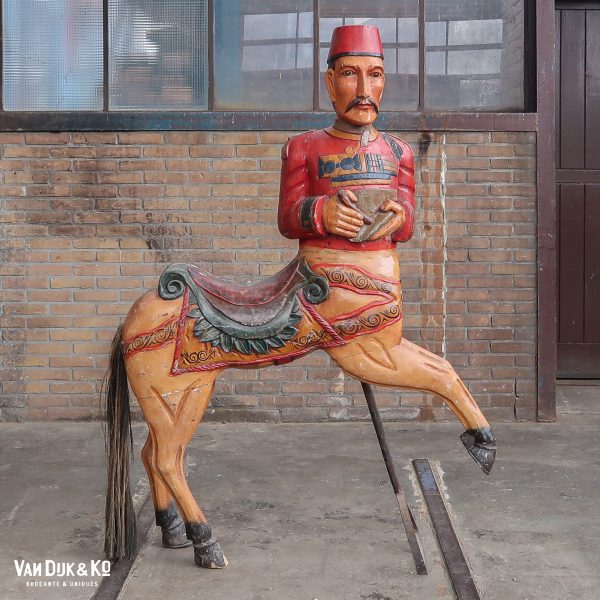 Houten centaur uit de Efteling