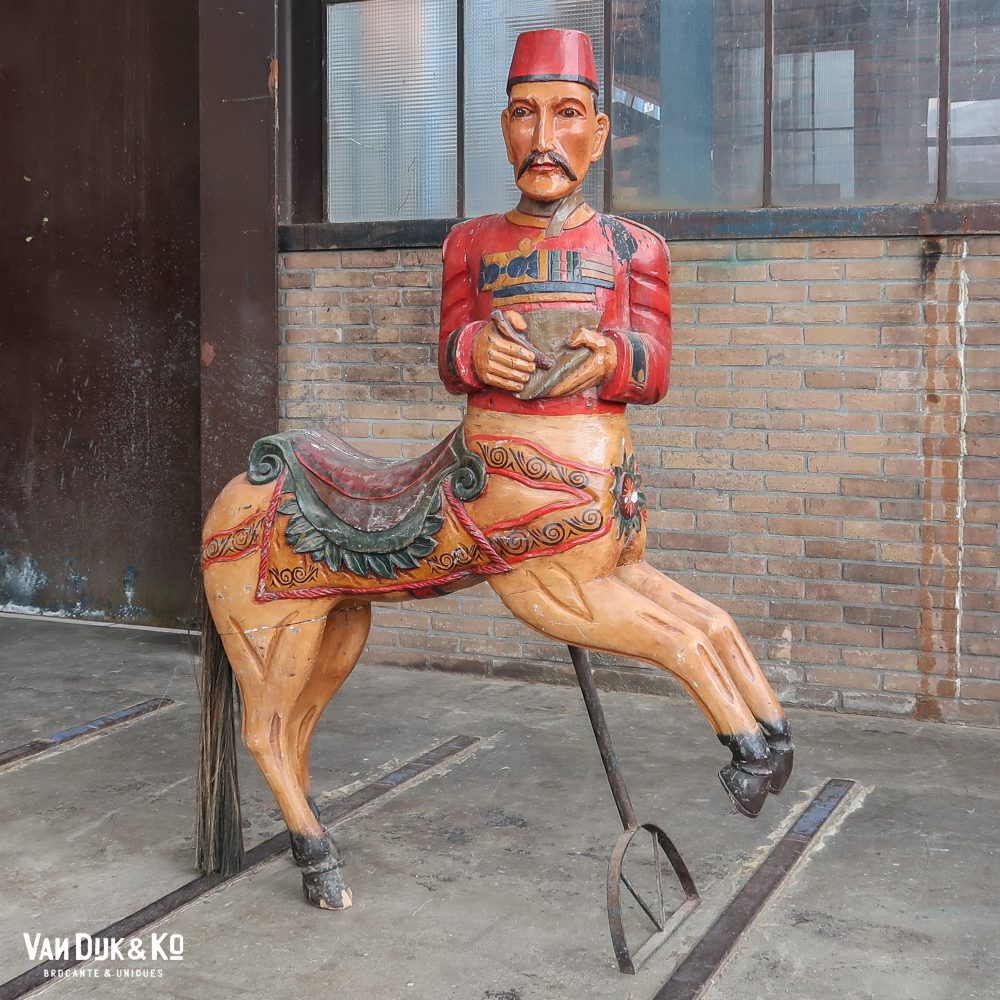 Houten centaur uit de Efteling - Afbeelding 2