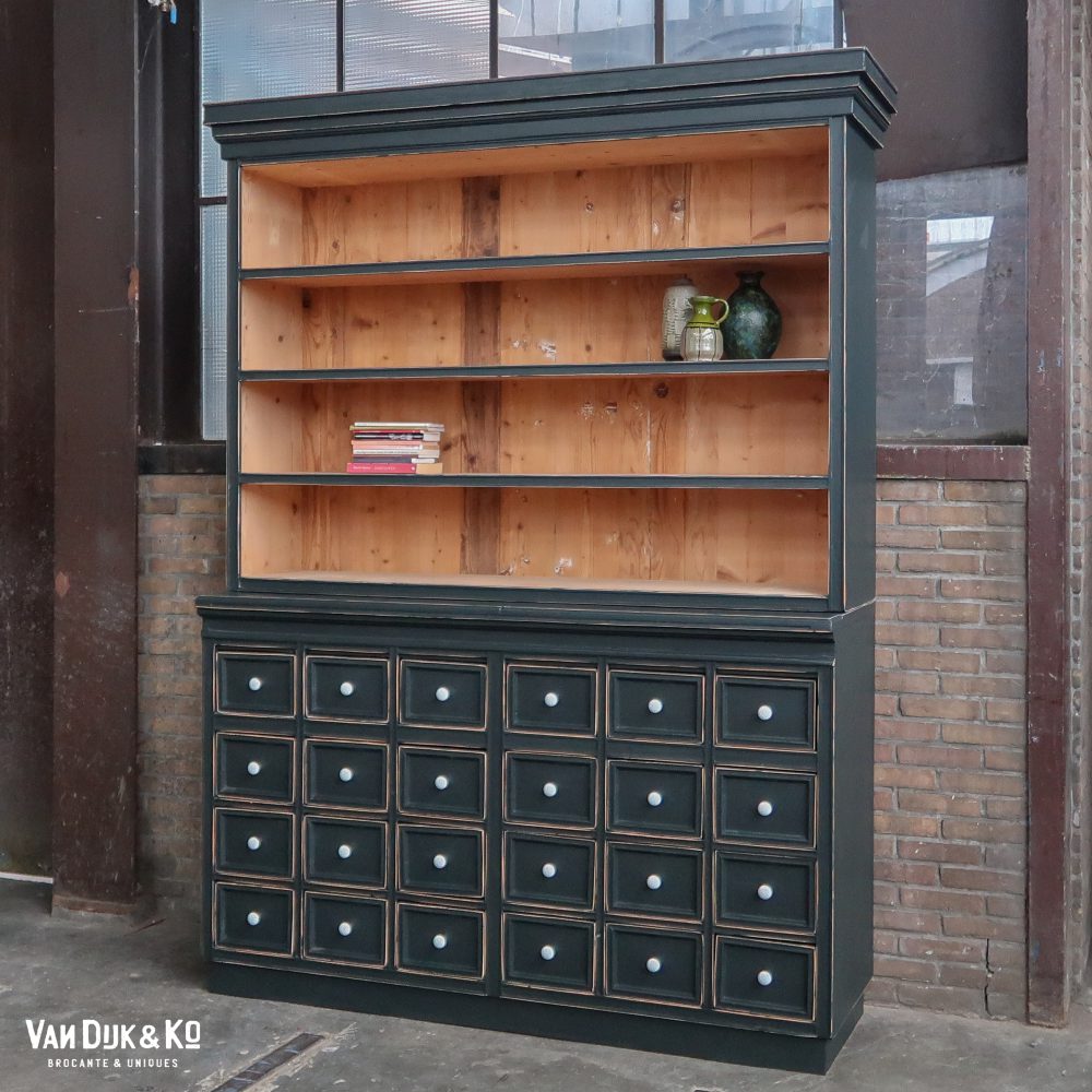 Brocante zwarte winkelkast - Afbeelding 2