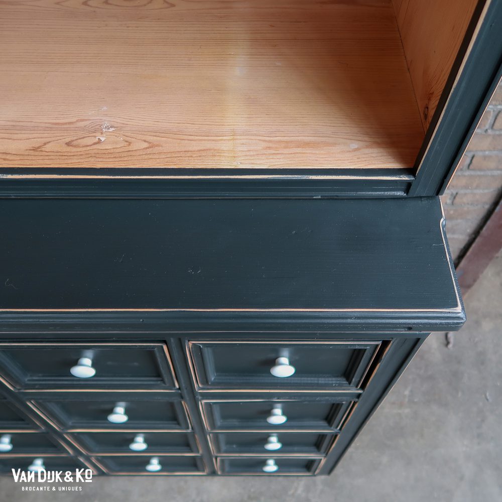 Brocante zwarte winkelkast - Afbeelding 5