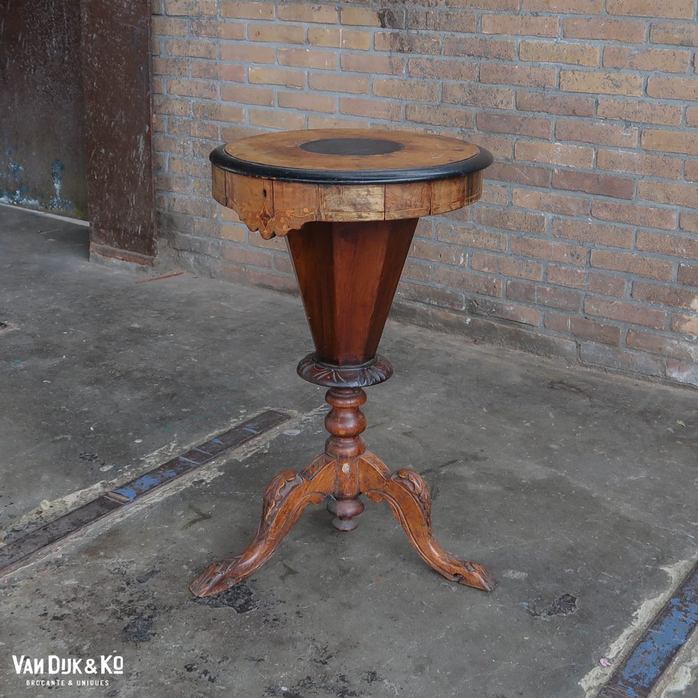 vintage naaitafeltje rond - Afbeelding 2