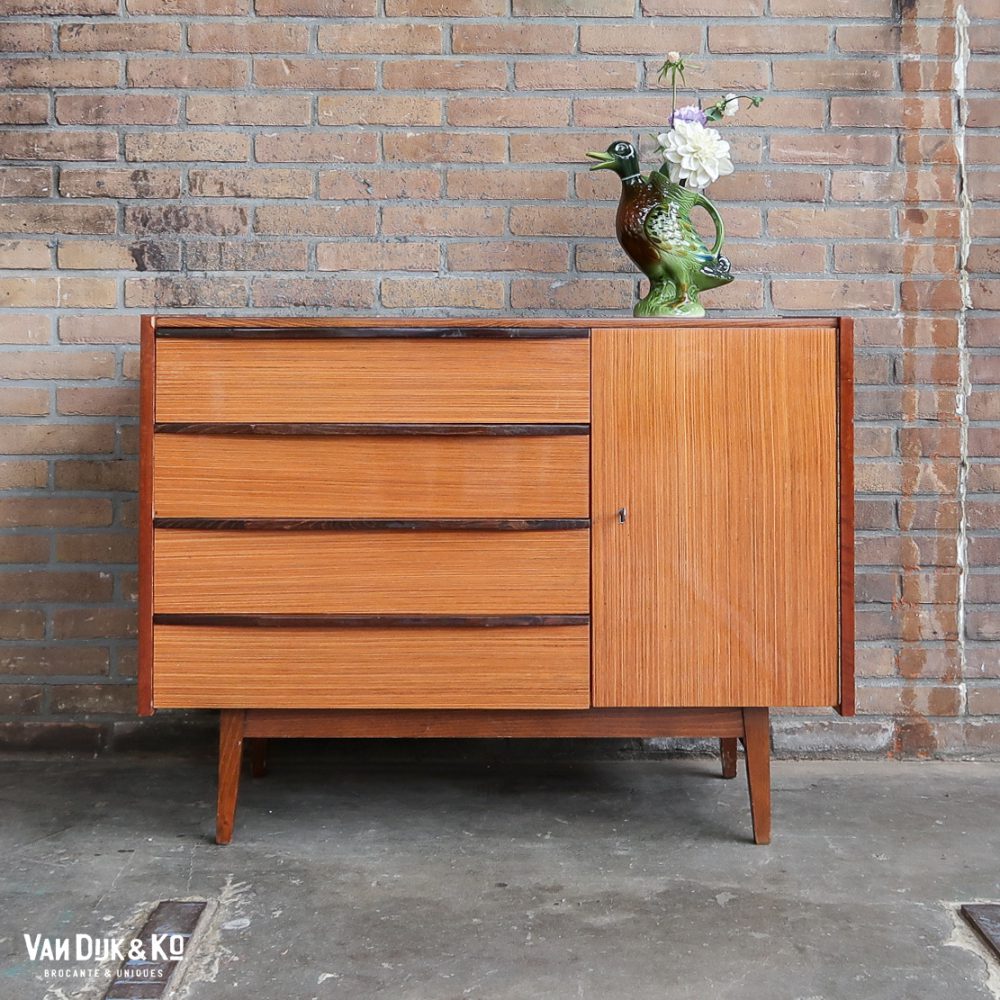 Vintage dressoir - Jiroutek