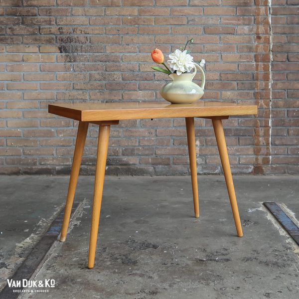 Vintage salontafeltje