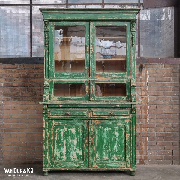 Groene brocante buffetkast
