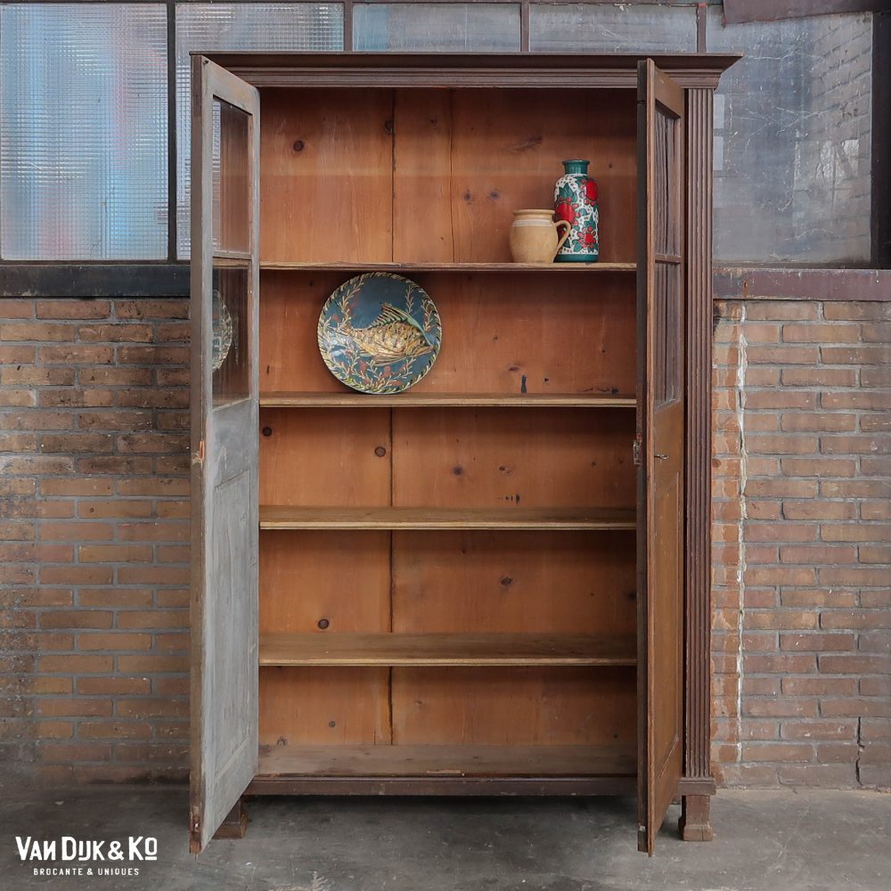 Bruine brocante vitrinekast - Afbeelding 3
