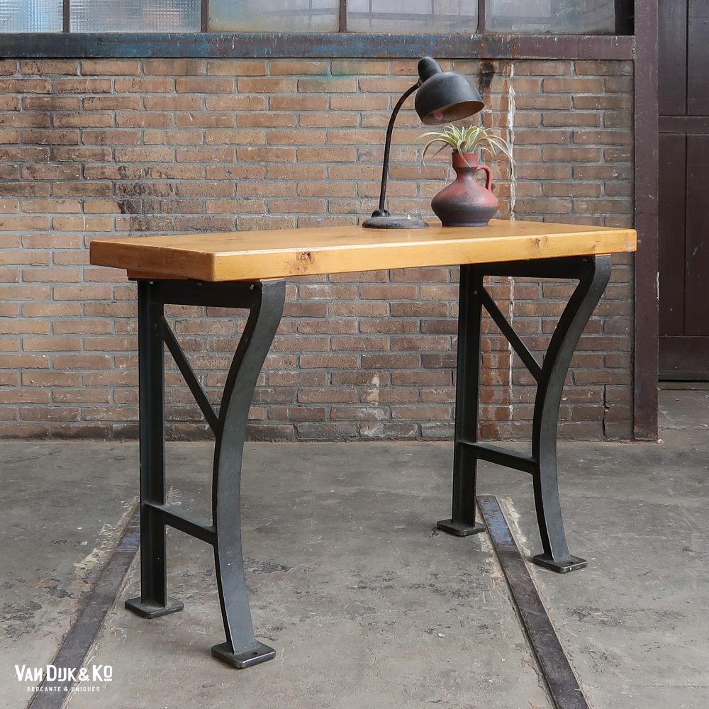 Industriële werktafel