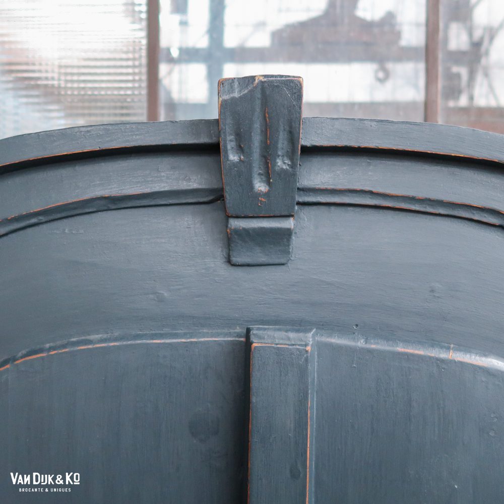 Donker blauwe linnenkast - Afbeelding 6