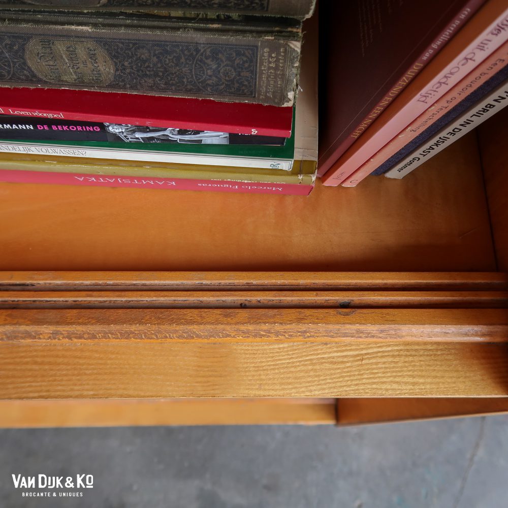 Vintage vitrine / boekenkast - Afbeelding 7