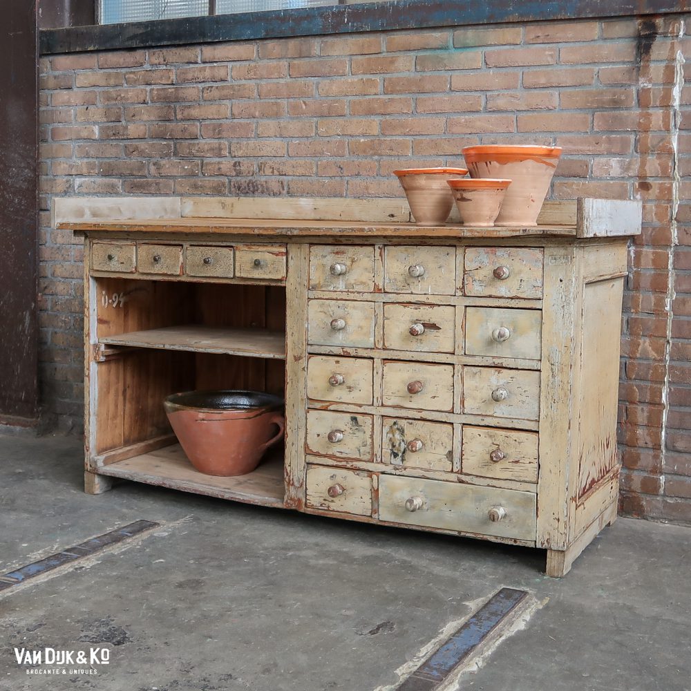 Brocante werkbank met lades - Afbeelding 2