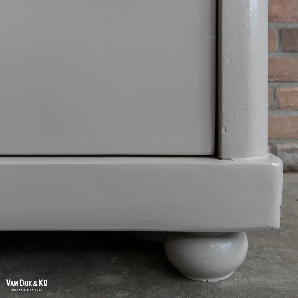 Eendeurs taupe vitrinekast - Afbeelding 10