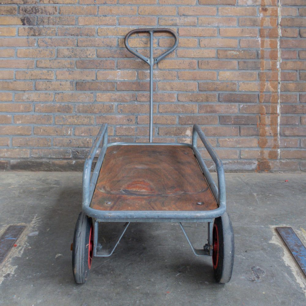 Industriële vintage trekwagen - Afbeelding 2