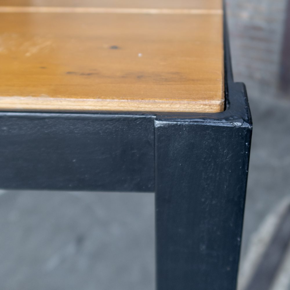 Industriële tafel met houten blad - Afbeelding 8
