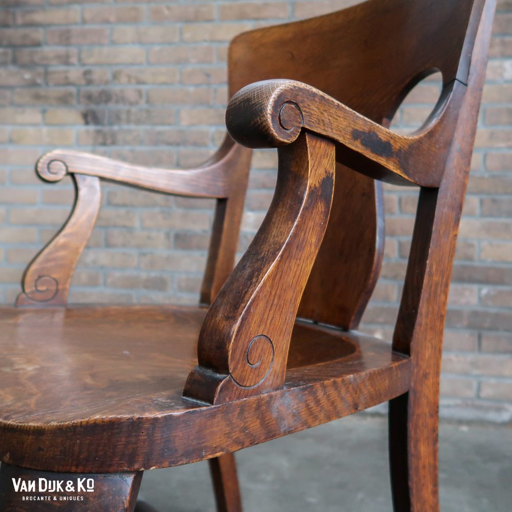Antieke houten stoel - Afbeelding 7