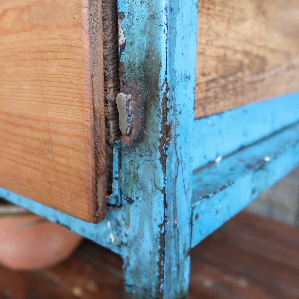 Vintage robuuste werktafel groot - Afbeelding 12