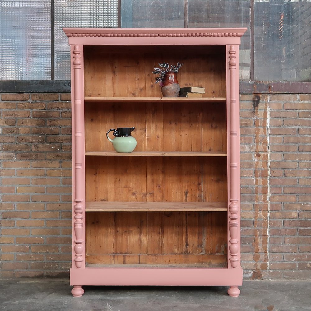 Brocante open boekenkast