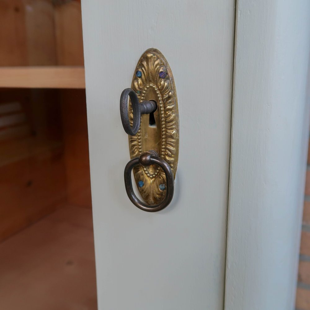 Witte eendeurs vitrinekast - Afbeelding 8