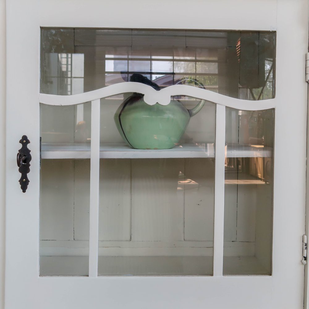 Brocante witte buffetkast - Afbeelding 6