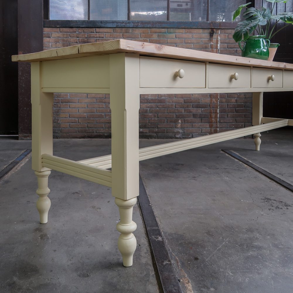 Brocante tafel met lades - Afbeelding 2
