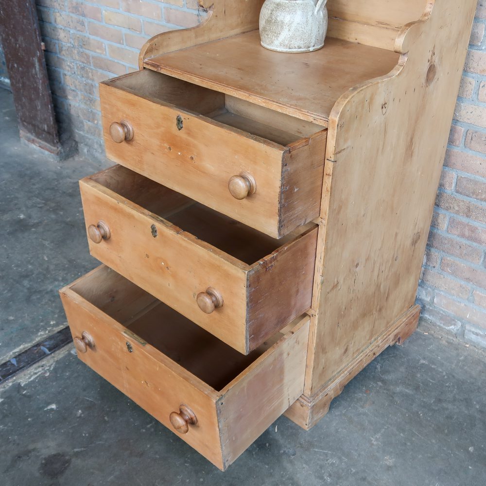 Brocante grenen buffetkast - Afbeelding 7