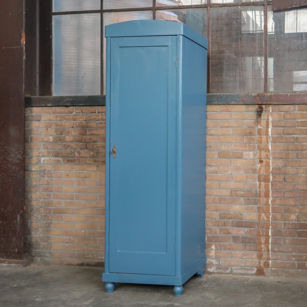 Blauwe eendeurs linnenkast - Afbeelding 2