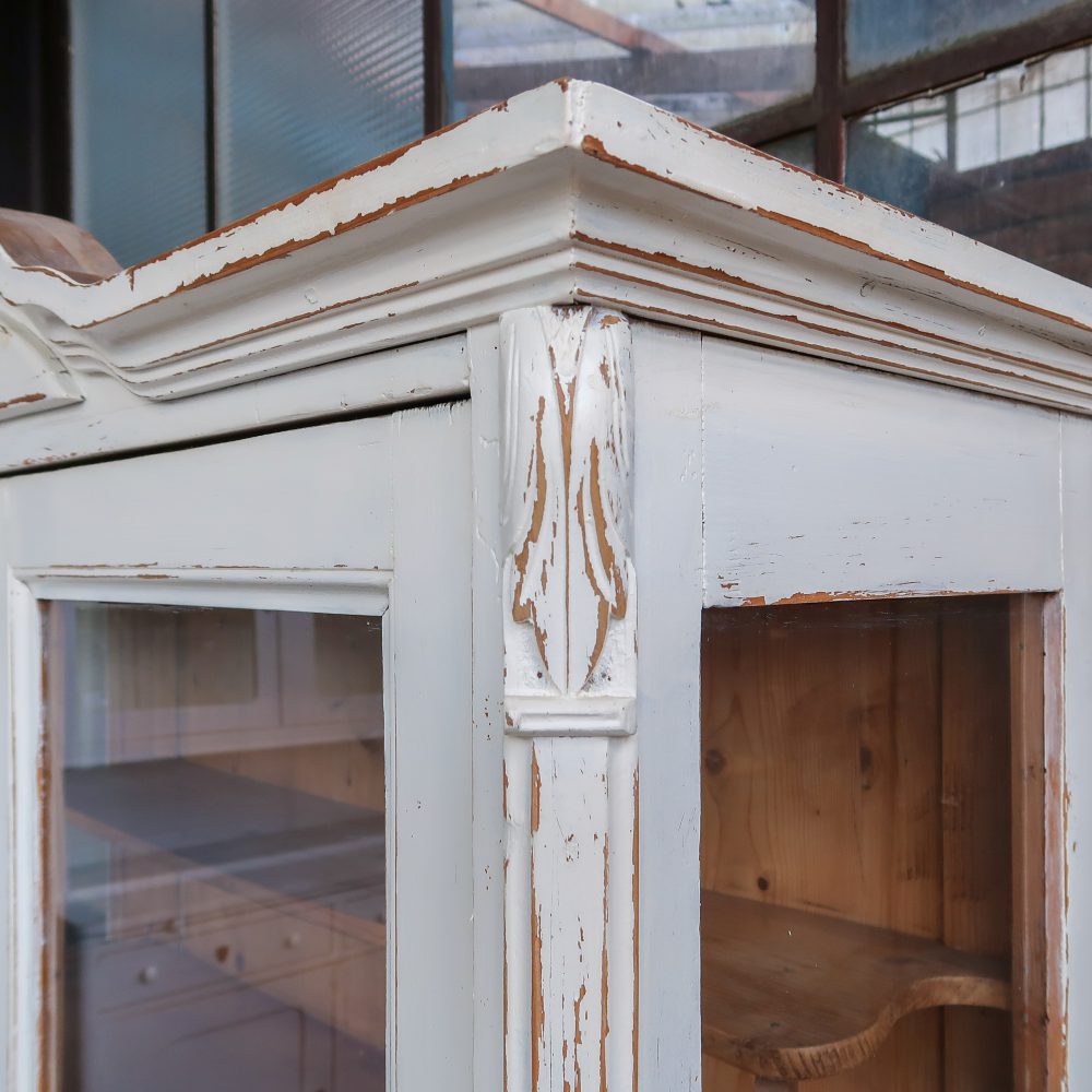 Brocante witte buffetkast - Afbeelding 4