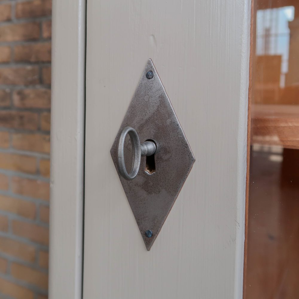 Eendeurs taupe vitrinekast - Afbeelding 6