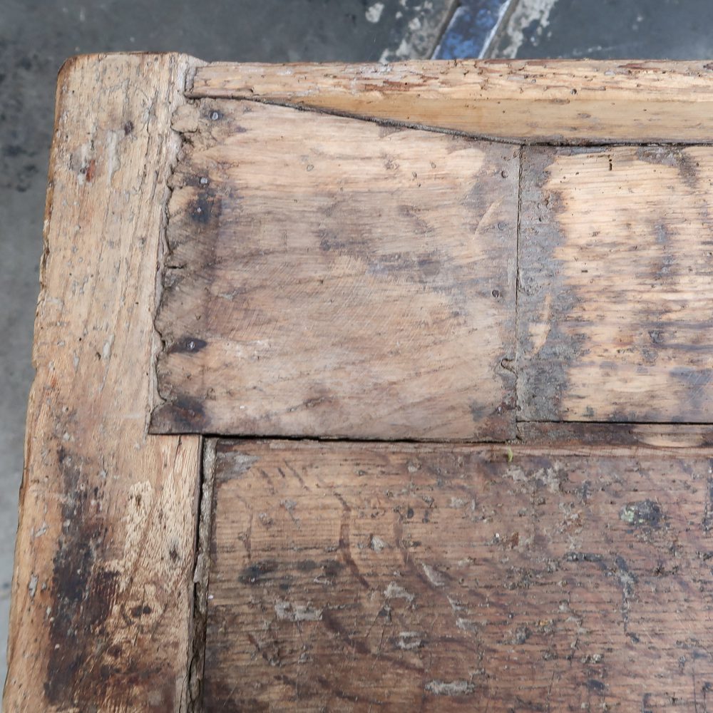 Vintage werkbank met bankschroeven - Afbeelding 5