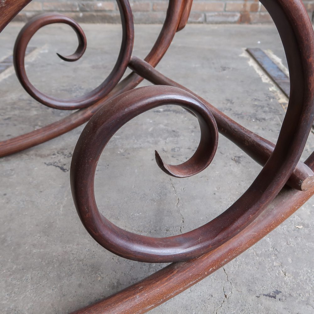 Schommelstoel, Thonet stijl - Afbeelding 9