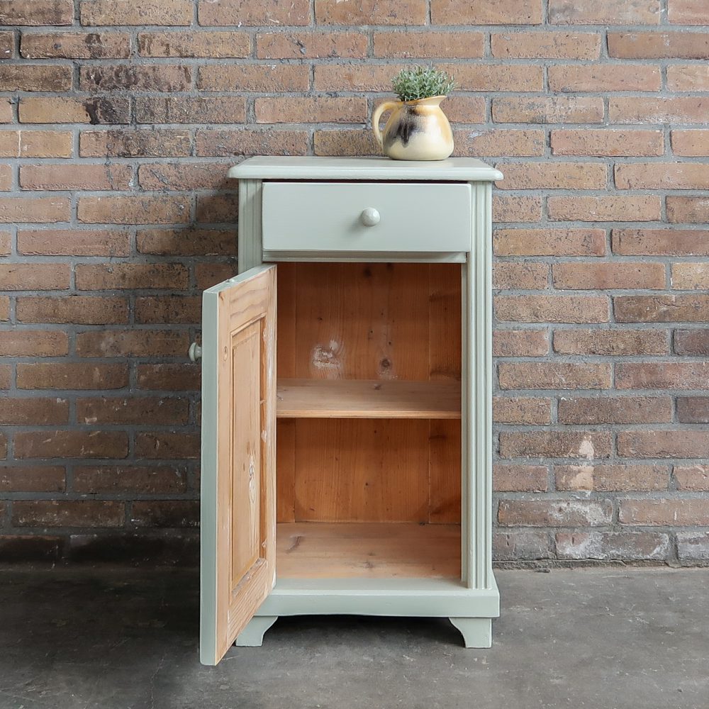 Brocante nachtkastje - Afbeelding 3