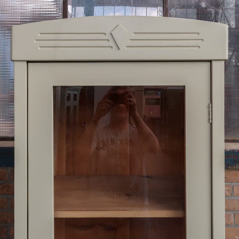 Eendeurs vitrinekast - Afbeelding 4