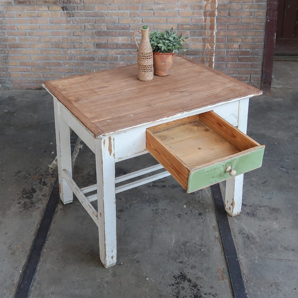brocante bureautje