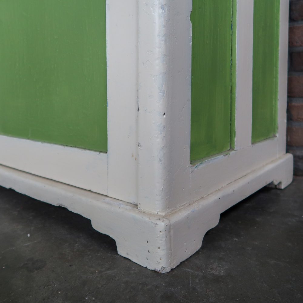 Brocante dressoir met uitschuifbare plank - Afbeelding 7