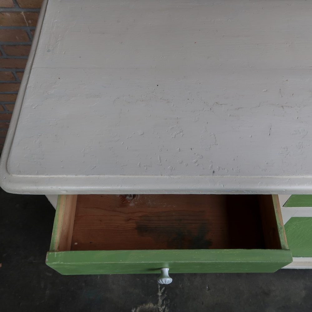 Brocante dressoir met uitschuifbare plank - Afbeelding 5