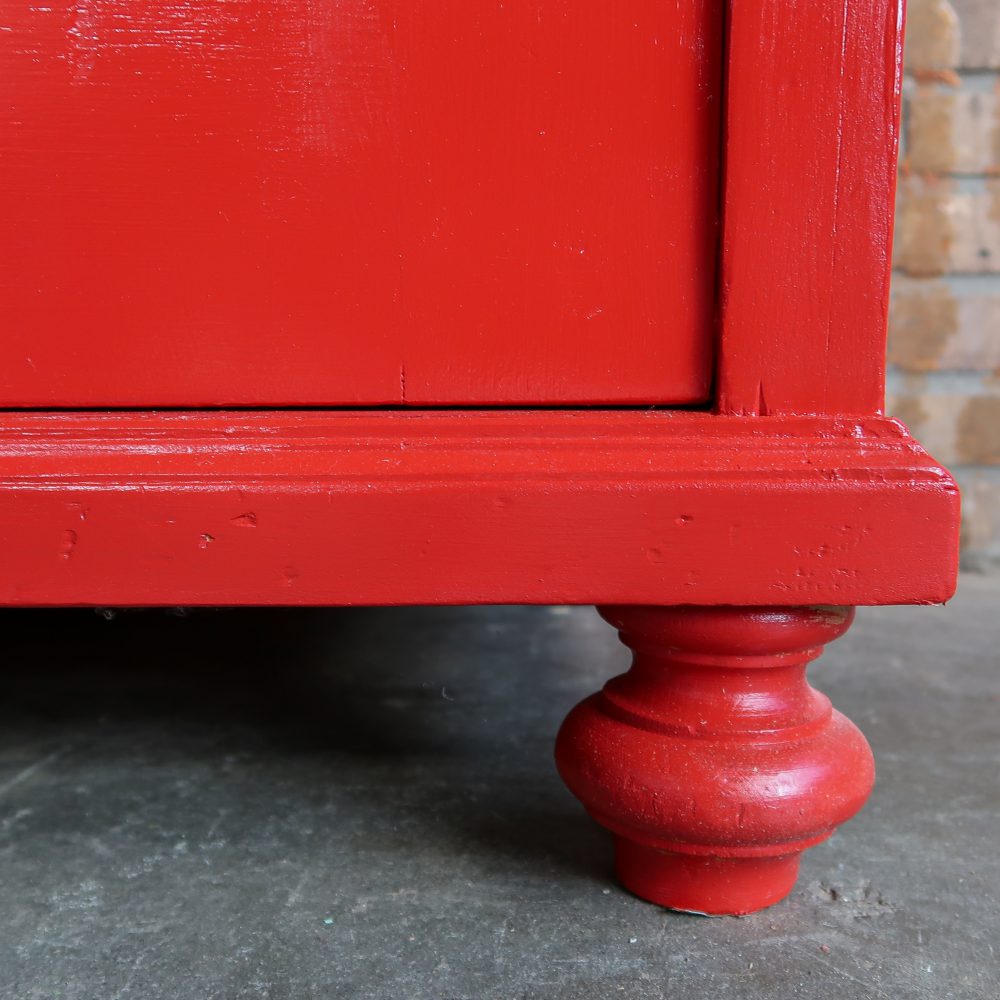 Brocante rode vitrinekast - Afbeelding 10