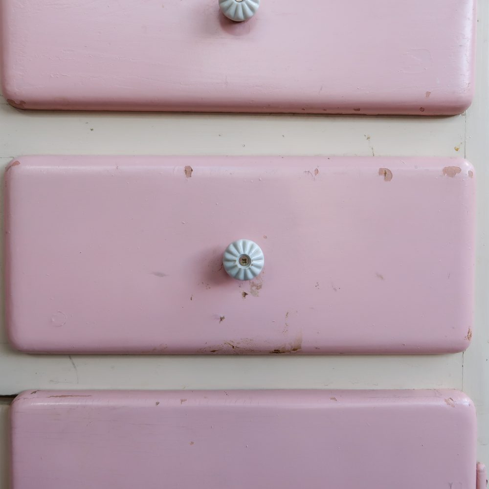 Roze brocante buffetkast - Afbeelding 15
