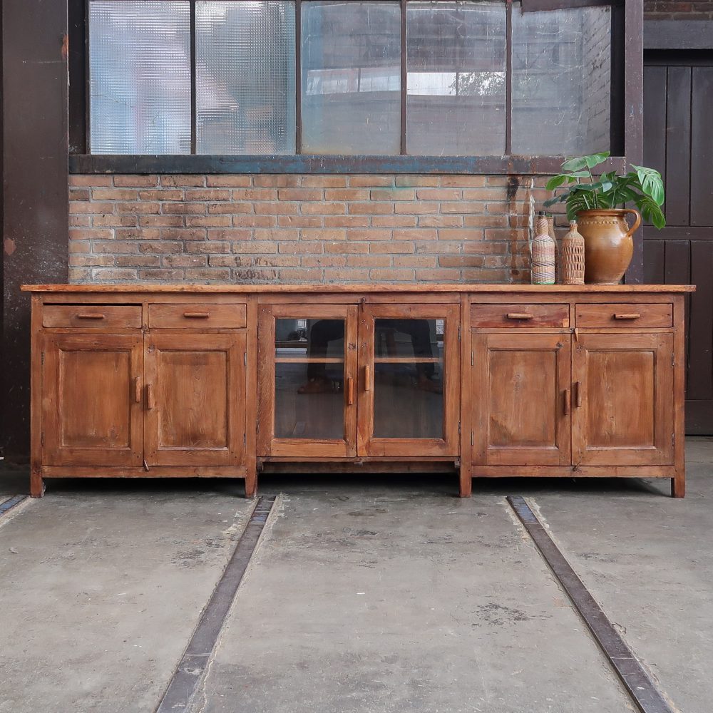 Vintage teakhouten dressoir