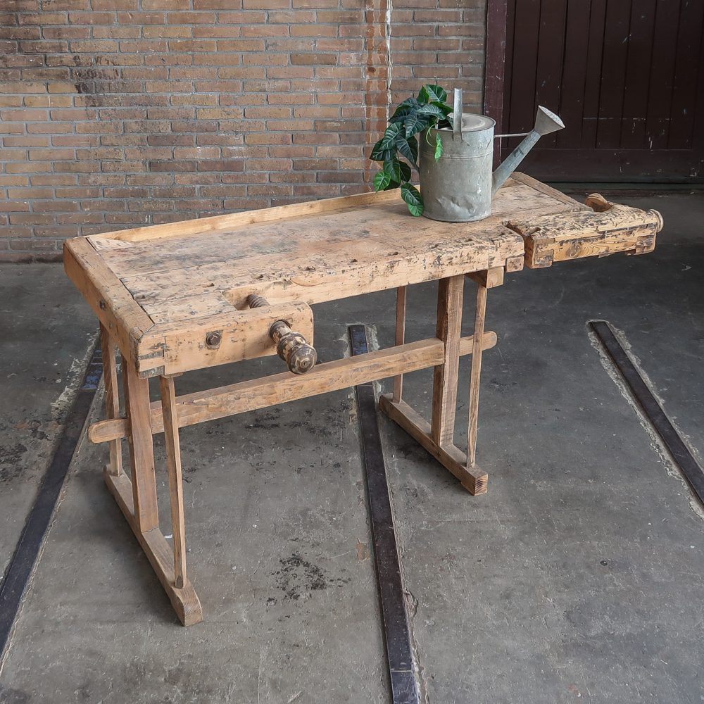 Brocante Hongaarse werkbank - Afbeelding 2