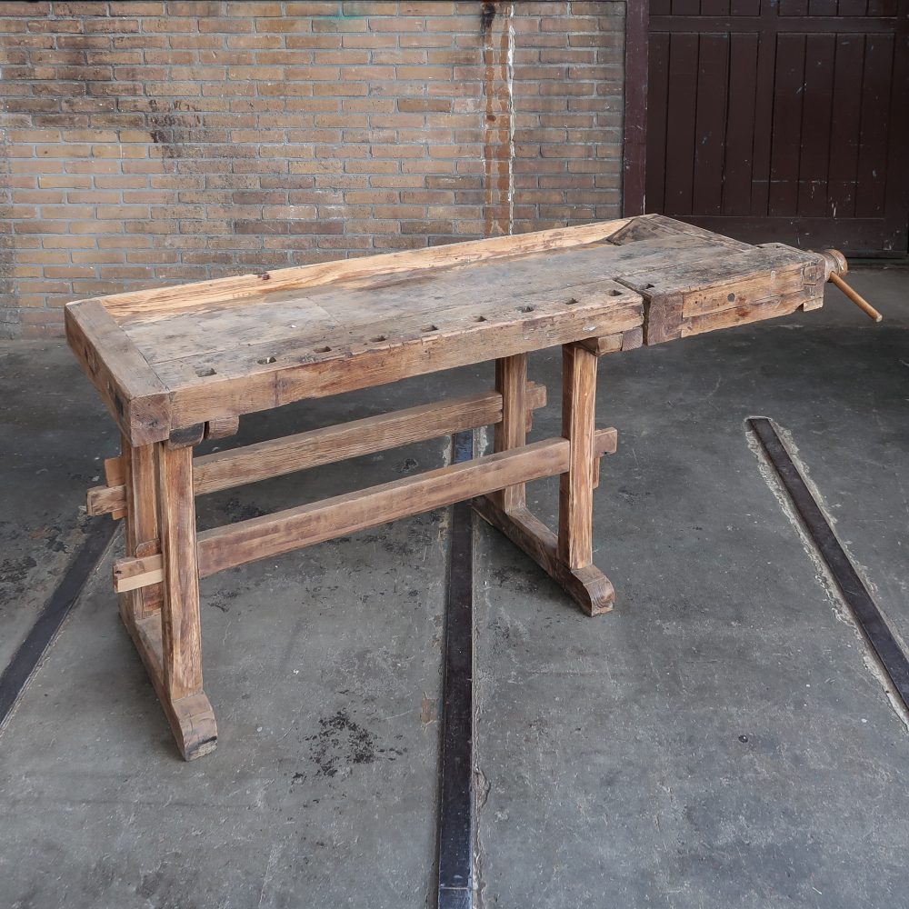 Werkbank met bankschroeven - Afbeelding 2