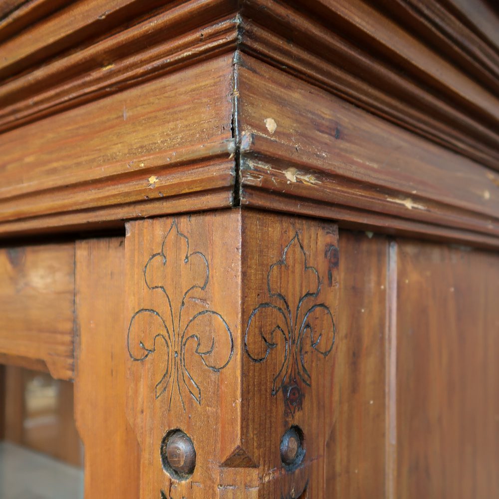 Bruine brocante vitrinekast - Afbeelding 8