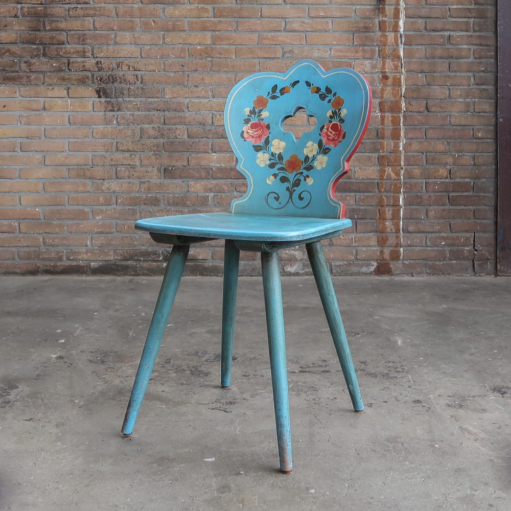 Handbeschilderde brocante stoel