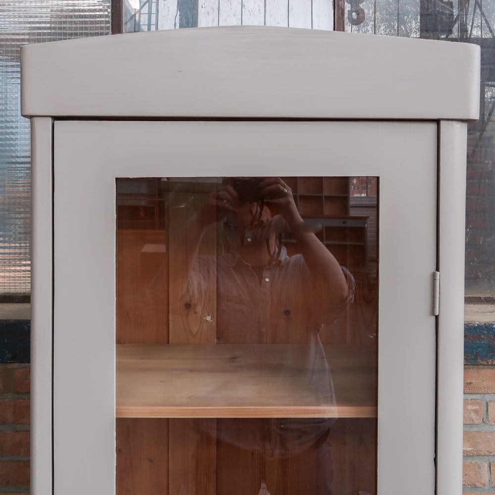 Eendeurs taupe vitrinekast – Bild 4