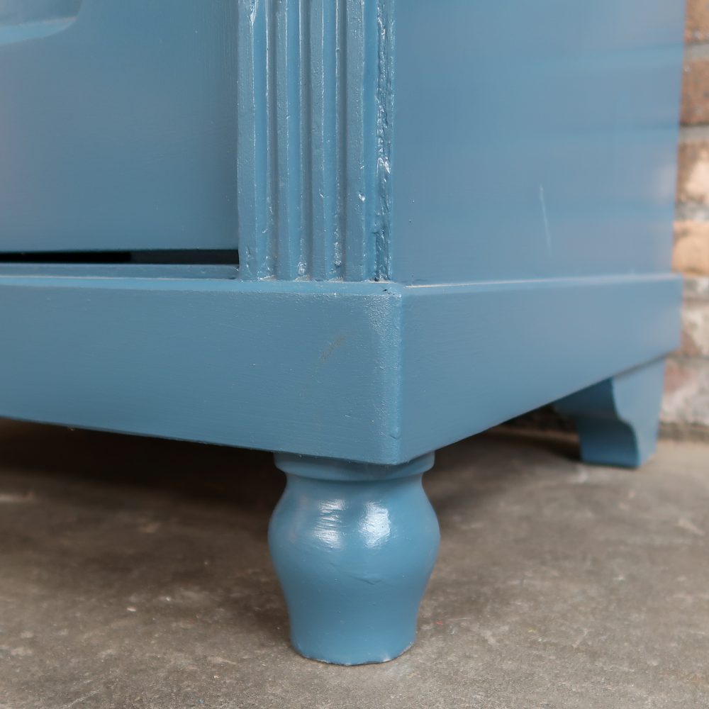 Blauwe eendeurs linnenkast - Afbeelding 8