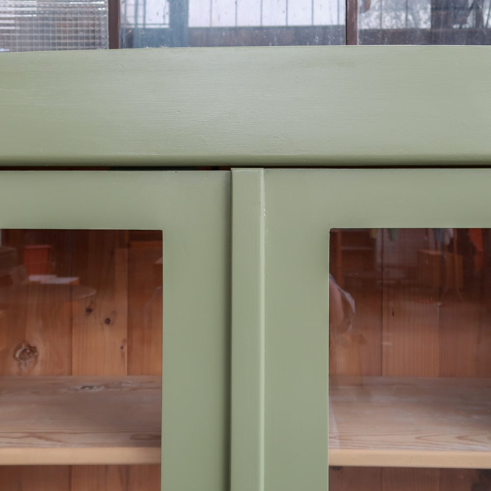 Brocante groene vitrinekast - Afbeelding 4