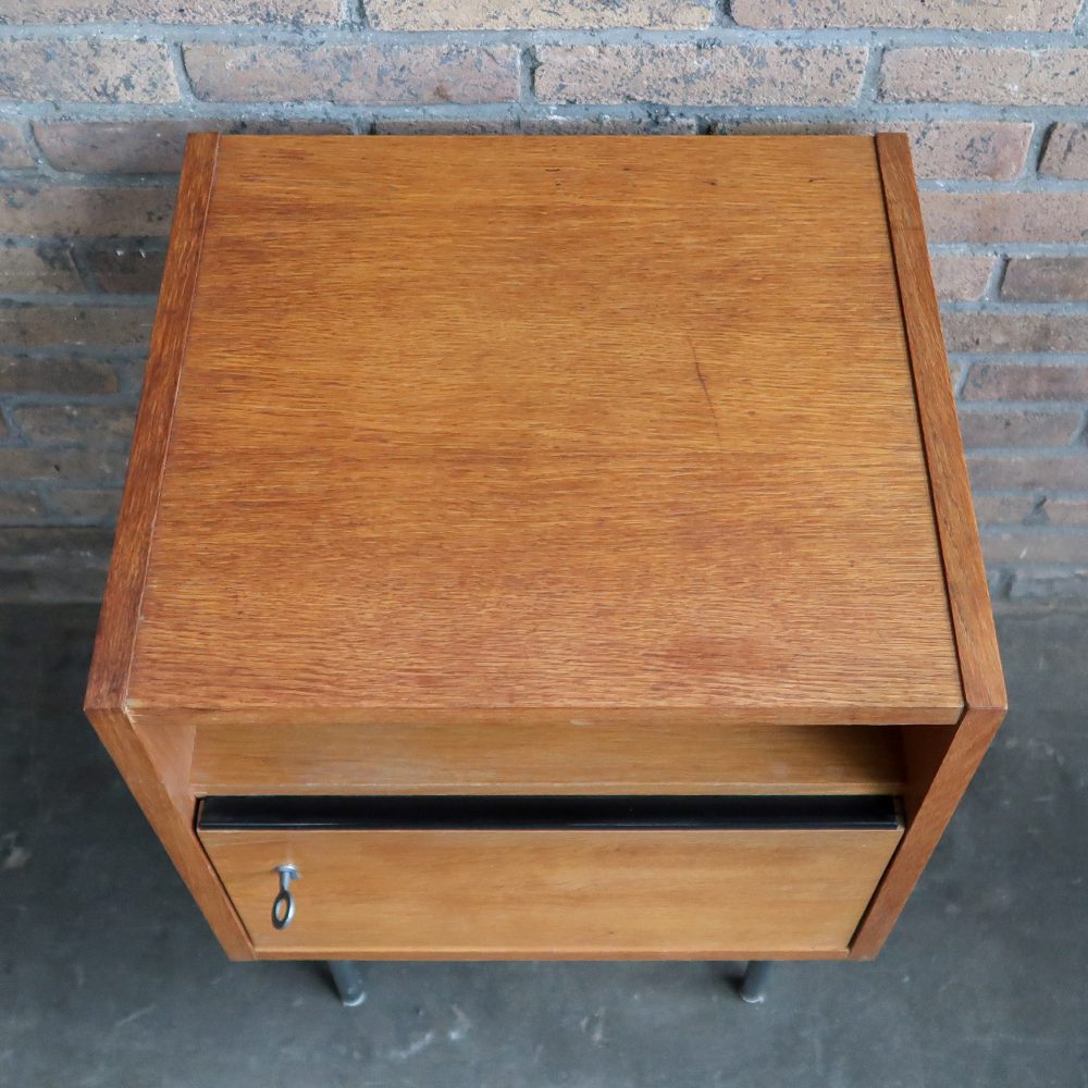 Vintage nachtkastje - Afbeelding 4