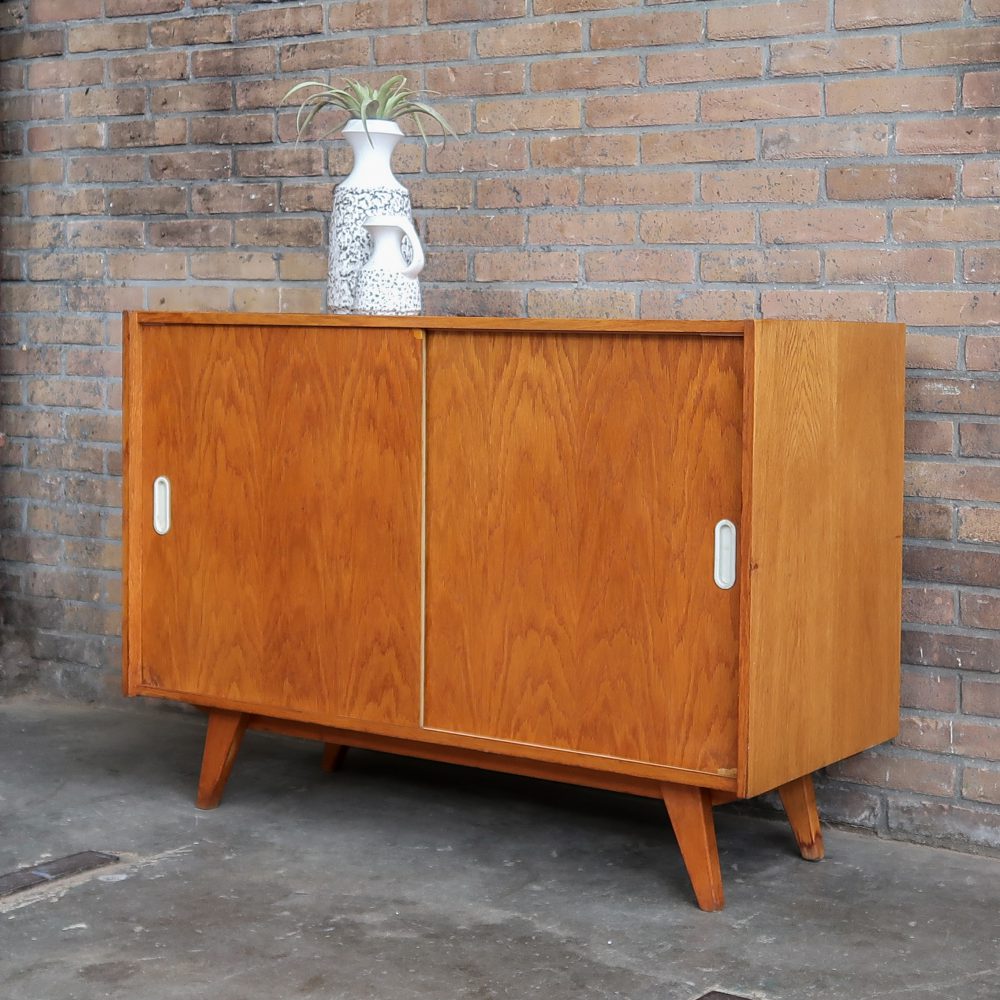 Vintage dressoir - Jiroutek – Bild 2