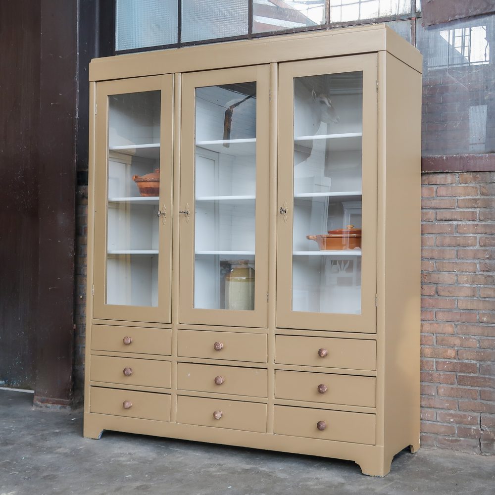 Vintage driedeurs vitrinekast – Bild 2
