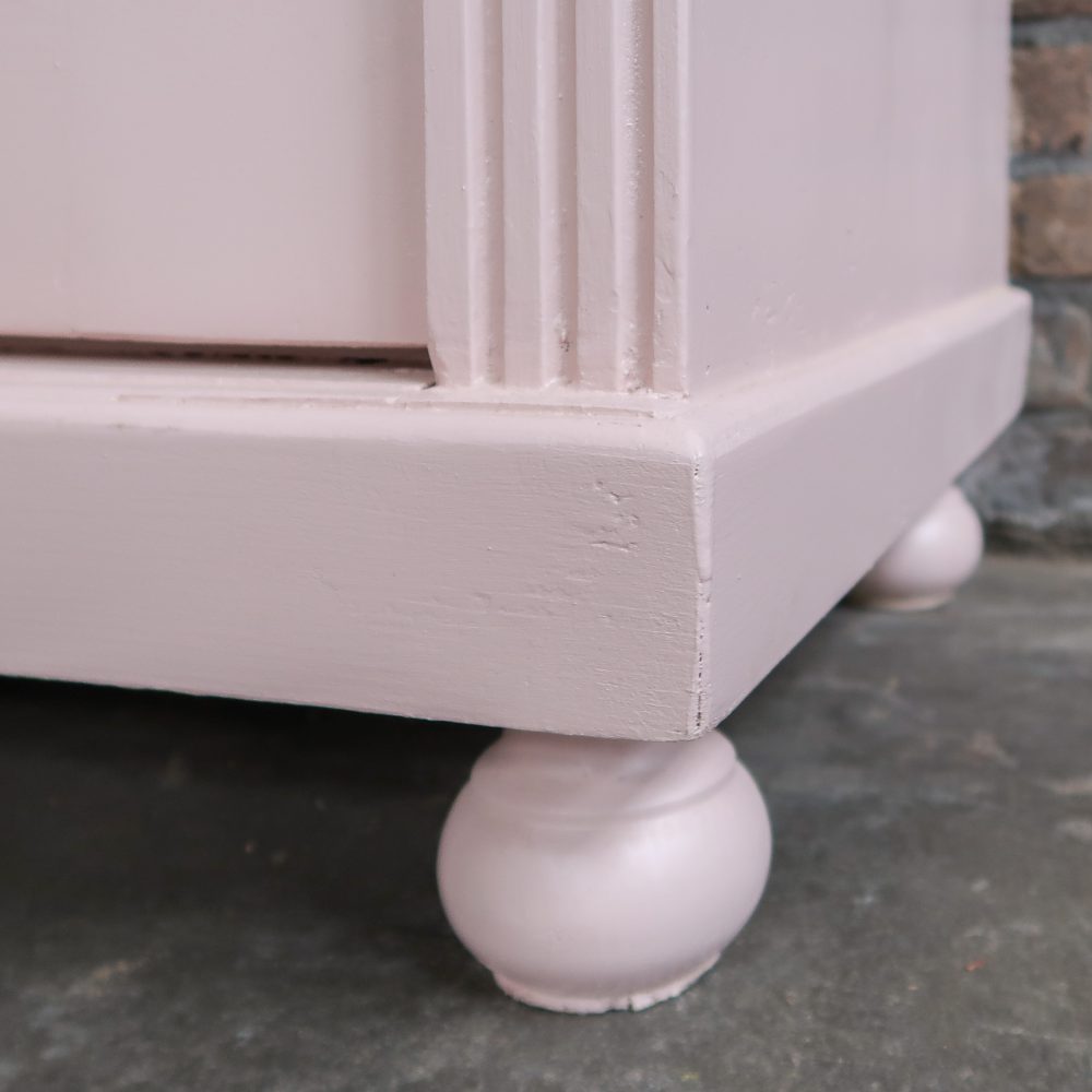 Eendeurs roze linnenkast - Afbeelding 8